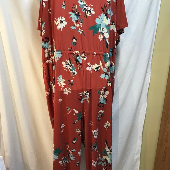 Women  4X jump suit Evri side hidden pockets chest 64" x 52 -60" stretch waist - Picture 4 of 9